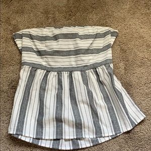 Super cute sleeveless top !